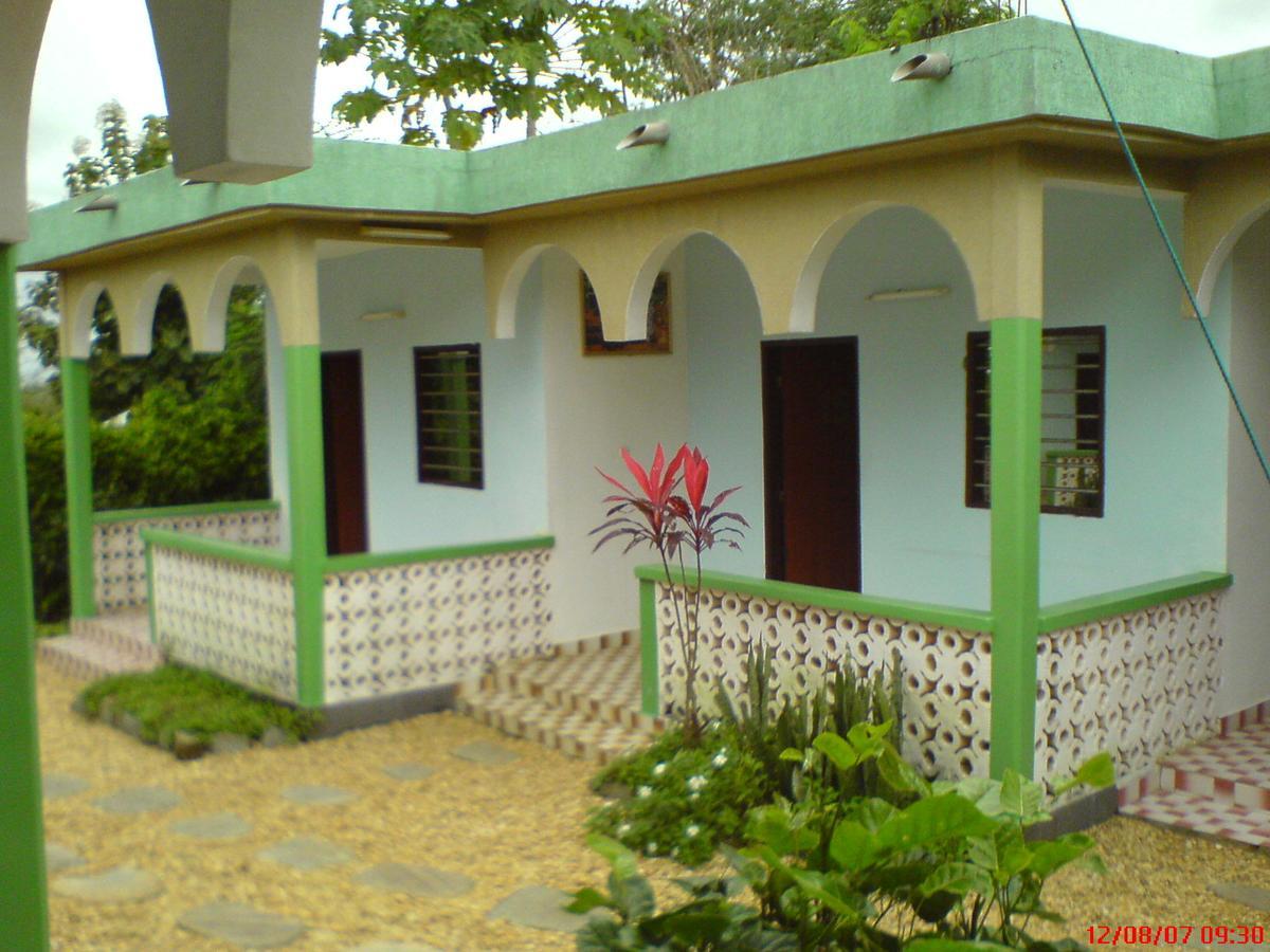 Hotel Marie Antoinette Kara Exterior foto